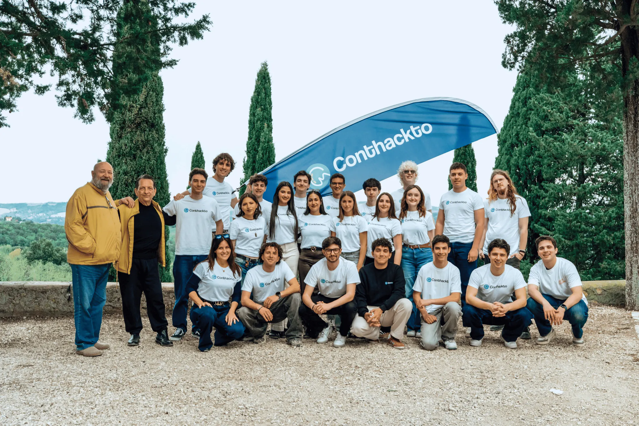 La community riunita al termine di un’esperienza